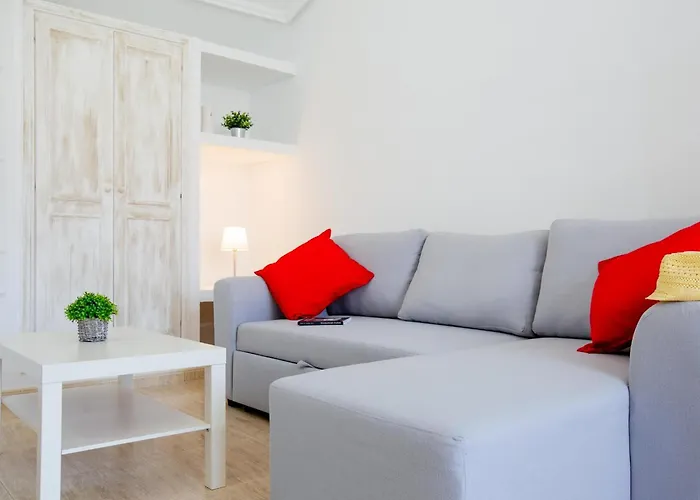 Stylish In Costa Adeje, Pool And Wi-fi Apartment